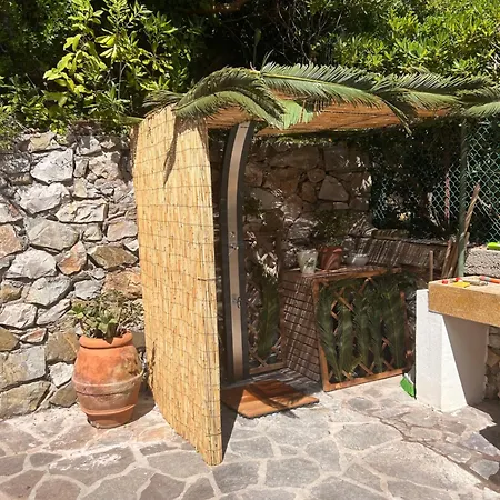 Holiday home Oasibellavista Cavo